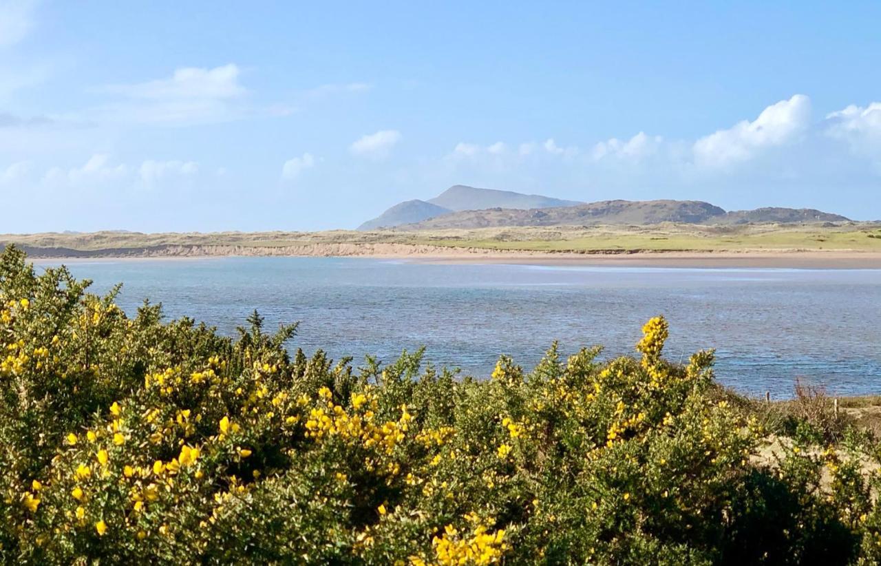 카헤르다니엘 Derrynane Bay House B&B 외부 사진